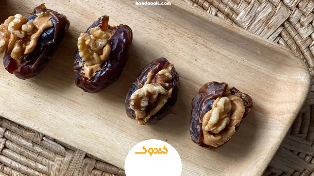 خرما و مغزها